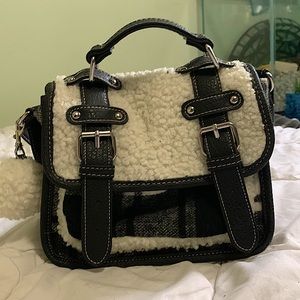 Old gift but in great condition, never used!!